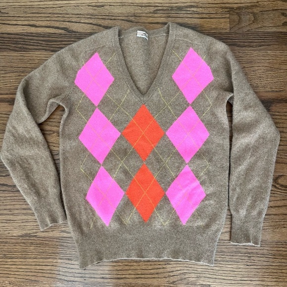 J Crew Argyle V Neck Cashmere Sweater - Picture 4 of 8